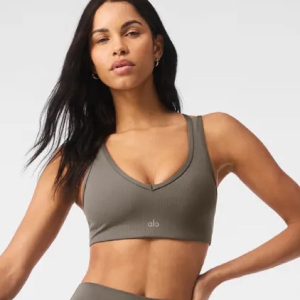 Alo Olive Tree Airlift Ribbed Jumpstart Bra